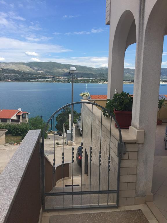 Apartment Karmen Trogir Buitenkant foto